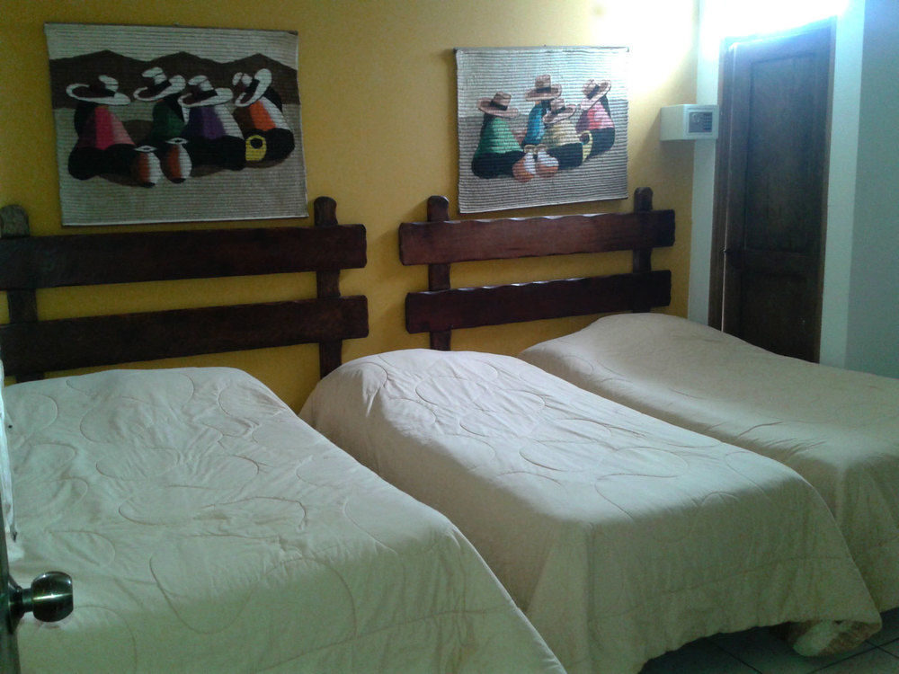 Hostel Duque De Villa リマ エクステリア 写真