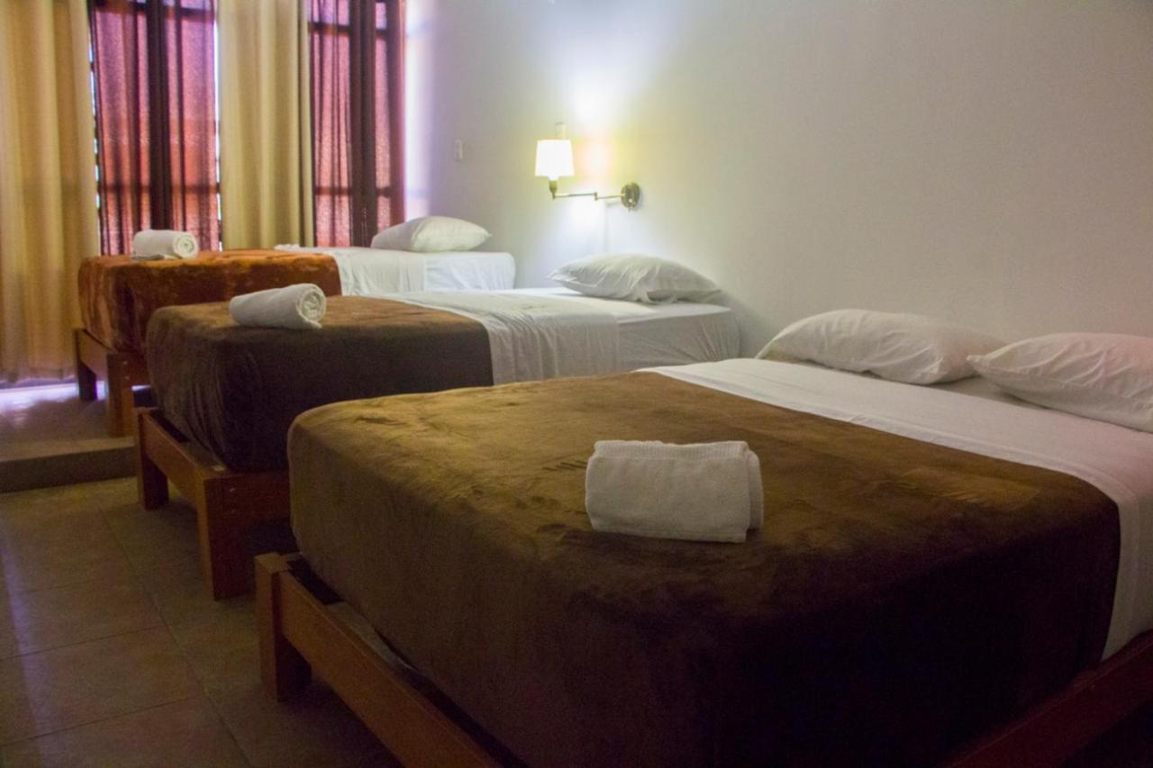 Hostel Duque De Villa リマ エクステリア 写真